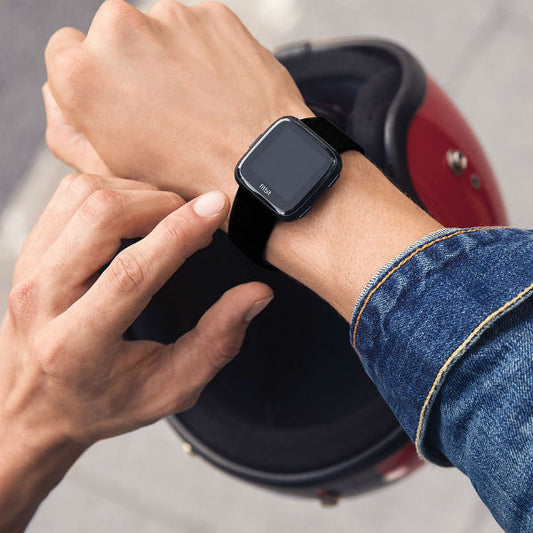 fitbit versa smart watch